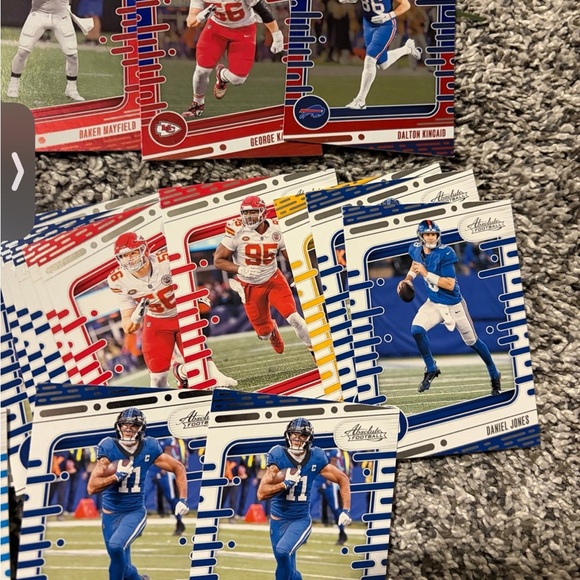 Lot of 110 Panini Absolute Football cards 2019-2025 with rookies and inserts - Picture 4 of 11